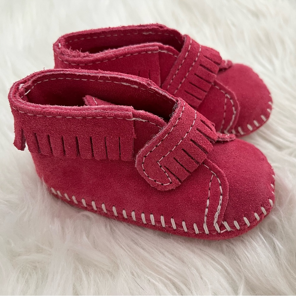 New Toddler Minnetonka Moccasins